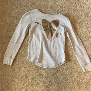 Long Sleeve Graphic Gray T-Shirt